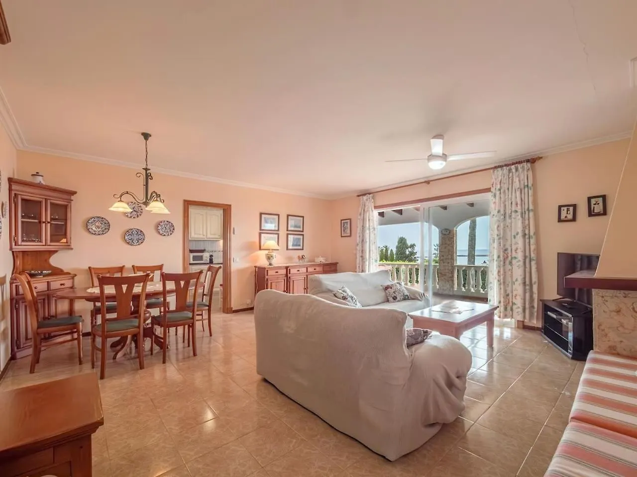 度假居 Villa Sur Binisafua